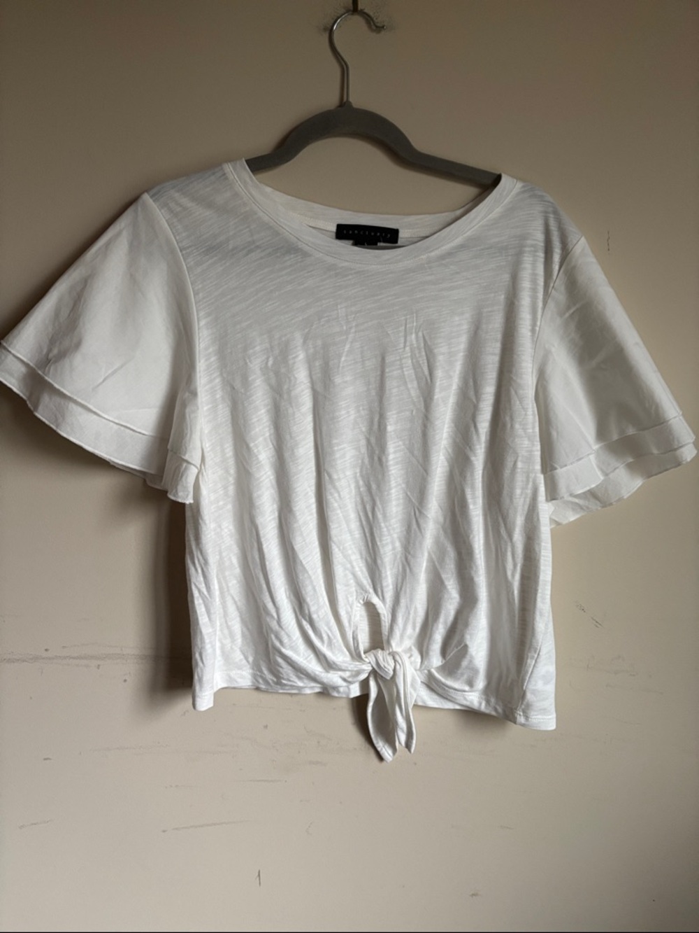 Sanctuary White Tie-Front Flutter Sleeve Crop Tee